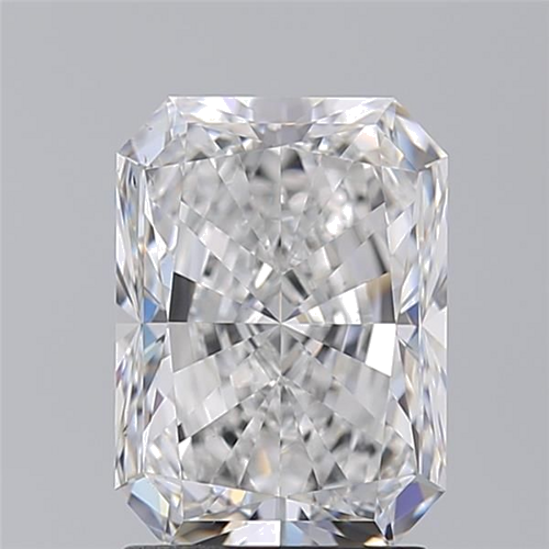 2.21 carat E-VS2 Natūralus Radiant Deimantas (1)