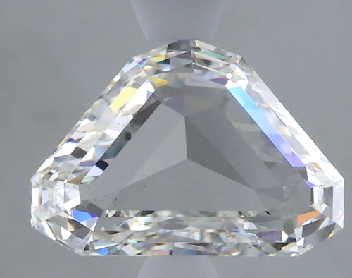 2.01 carat H-SI1 Natūralus Triangular Deimantas (1)