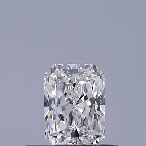 0.3 carat E-IF Natūralus Radiant Deimantas (1)