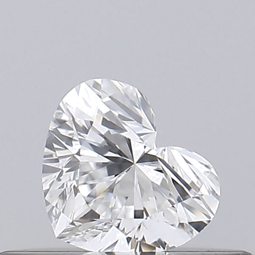0.21 carat E-VVS2 Natūralus Heart Deimantas (1)