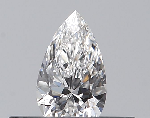0.24 carat E-VVS2 Natūralus Pear Deimantas (1)