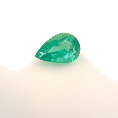 0.68 carat GREEN Pear Smaragdas (1)