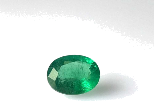 3.75 carat GREEN Smaragdas (1)