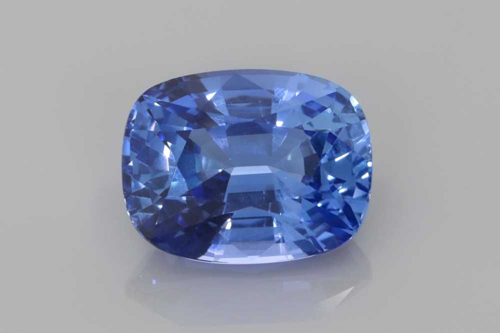 4.79 carat BLUE Safyras (1)