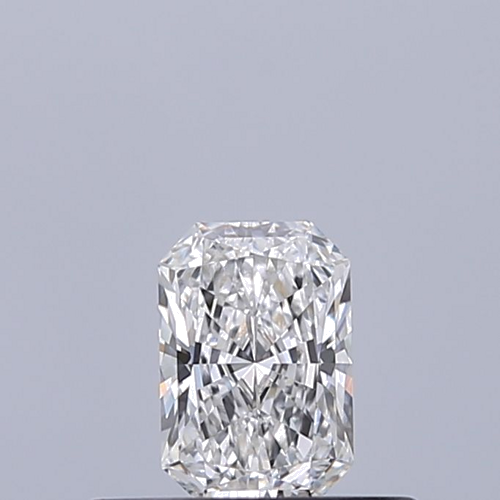 0.3 carat E-VVS1 Natūralus Radiant Deimantas (1)