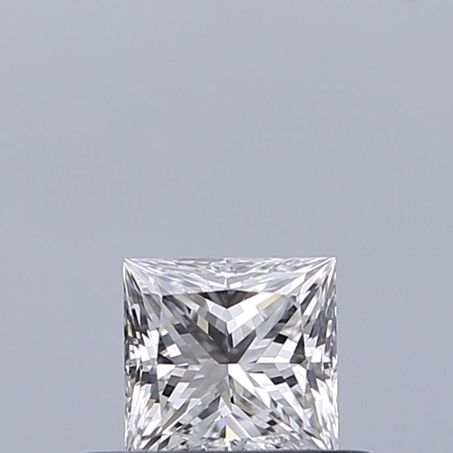 0.31 carat E-IF Natūralus Princess Deimantas (1)