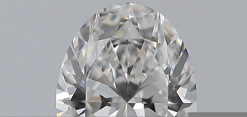 0.9 carat E-VVS2 Natūralus Oval Deimantas (1)