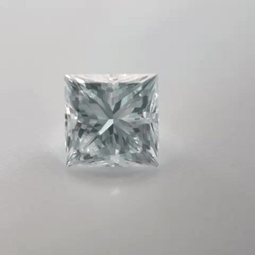 0.72 carat E-VS2 Natūralus Princess Deimantas (1)