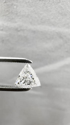 0.51 carat F-SI1 Natūralus Triangular Deimantas (1)
