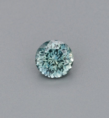 0.63 carat GREEN Round Safyras (1)