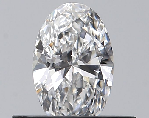 0.35 carat E-VS1 Natūralus Oval Deimantas (1)