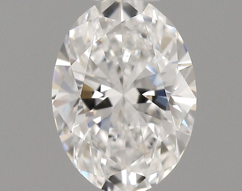 0.39 carat E-VS1 Natūralus Oval Deimantas (1)