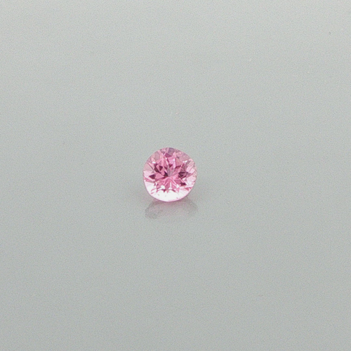 0.65 carat BLUE Oval Safyras (1)