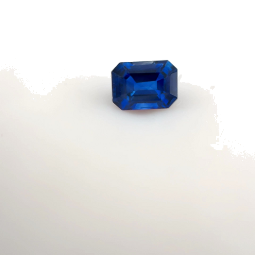 0.45 carat BLUE Emerald Safyras (1)