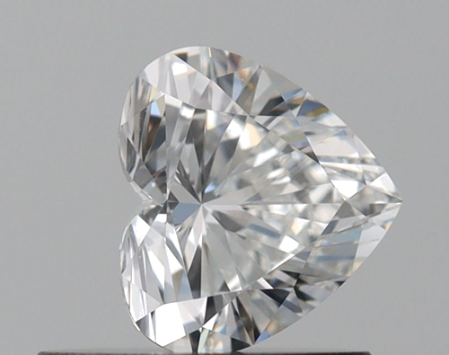 0.51 carat E-VVS1 Natūralus Heart Deimantas (1)