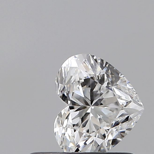 0.5 carat E-VS2 Natūralus Heart Deimantas (1)