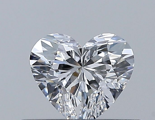 0.31 carat D-VVS1 Natūralus Heart Deimantas (1)