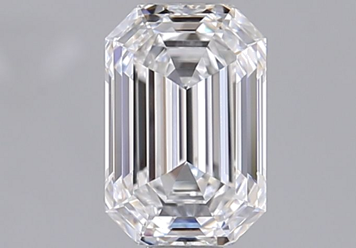 0.88 carat E-VVS2 Natūralus Emerald Deimantas (1)