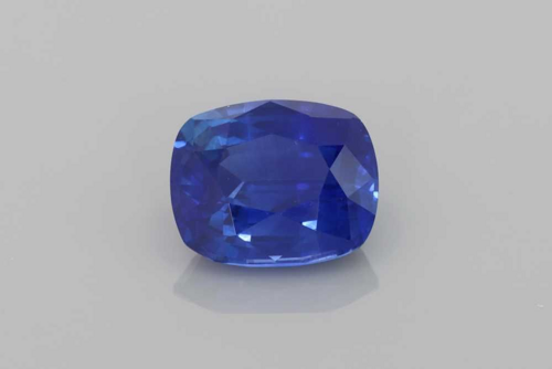 3.84 carat BLUE Safyras (1)