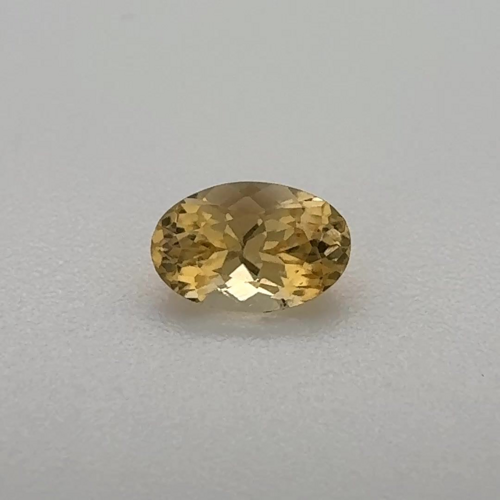 0.55 carat YELLOW Oval Topaz (1)