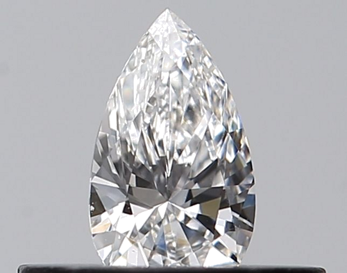 0.23 carat E-VVS1 Natūralus Pear Deimantas (1)