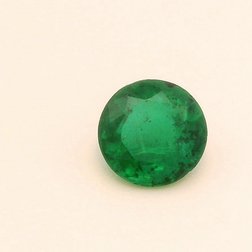 0.38 carat GREEN Round Smaragdas (1)