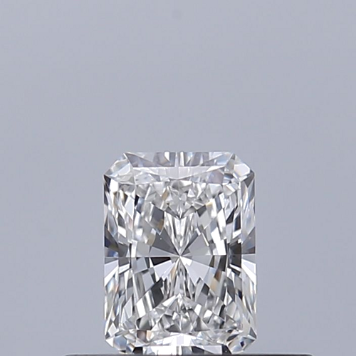 0.32 carat E-VVS2 Natūralus Radiant Deimantas (1)
