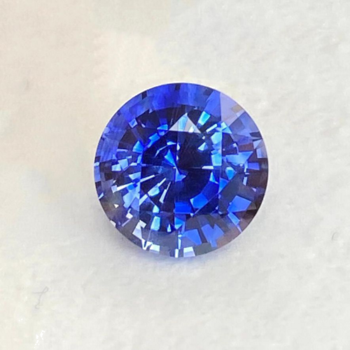 4.84 carat BLUE Round Safyras (1)