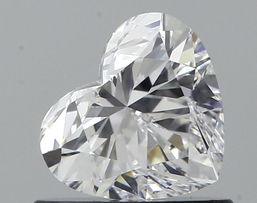0.7 carat D-VS1 Natūralus Heart Deimantas (1)
