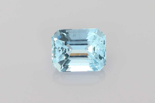 3.36 carat BLUE Emerald Aquamarine (1)