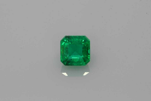 0.62 carat GREEN Asscher Smaragdas (1)
