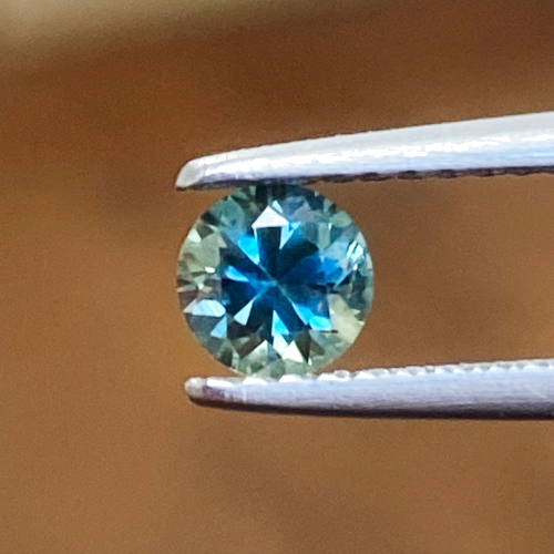 0.48 carat GREEN Round Safyras (1)