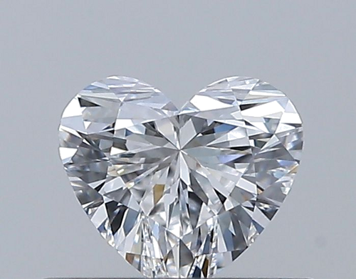 0.35 carat E-VS2 Natūralus Heart Deimantas (1)