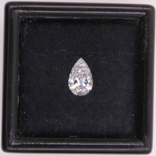 0.45 carat F-VVS2 Natūralus Pear Deimantas (1)