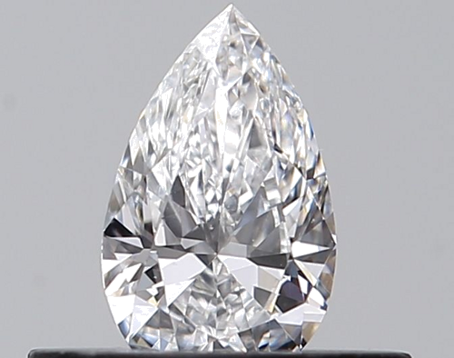 0.3 carat D-VVS2 Natūralus Pear Deimantas (1)