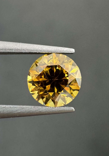 1.0 carat Yellow-SI1 GD cut Natūralus Round Deimantas (1)