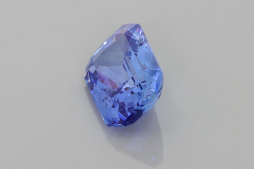 7.35 carat BLUE Safyras (1)