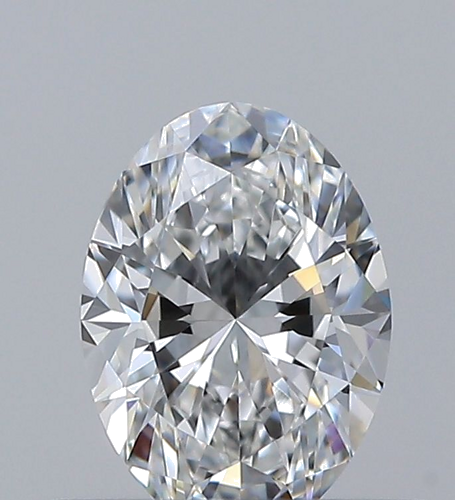 0.42 carat E-VVS2 Natūralus Oval Deimantas (1)