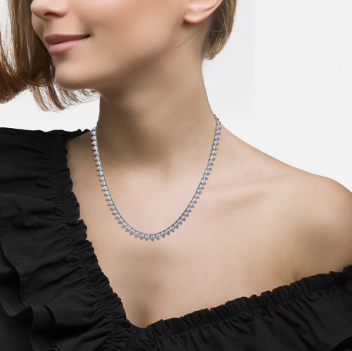 Tennis-style chain with diamonds (2)