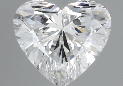 0.55 carat E-IF Natūralus Heart Deimantas (1)