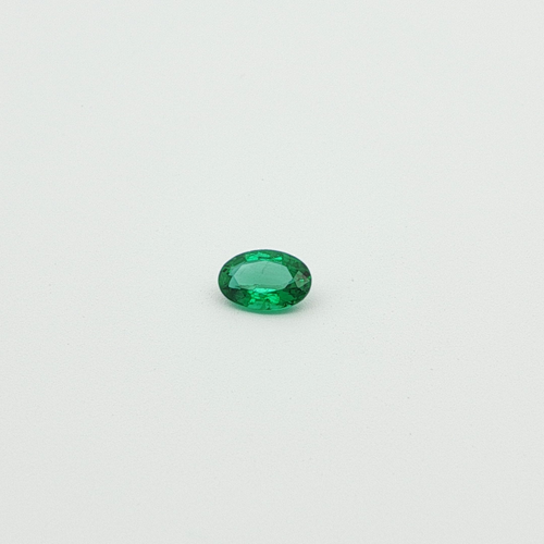 0.32 carat GREEN Oval Smaragdas (1)