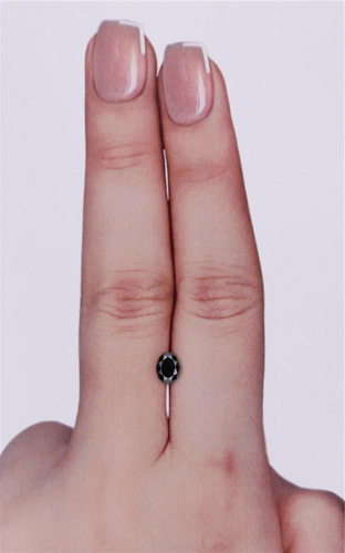 0.43 carat Fancy Black-VVS2 Natūralus Oval Deimantas (1)