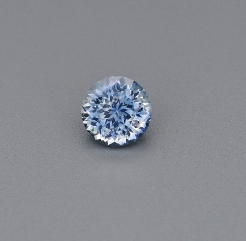0.66 carat BLUE Round Safyras (1)