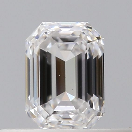 0.32 carat D-VVS2 Natūralus Emerald Deimantas (1)