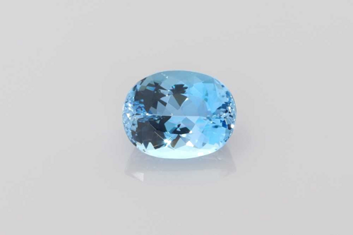 4.33 carat BLUE Oval Aquamarine (1)