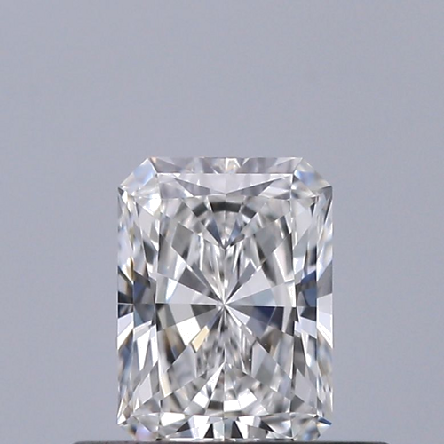 0.39 carat E-VVS1 Natūralus Radiant Deimantas (1)