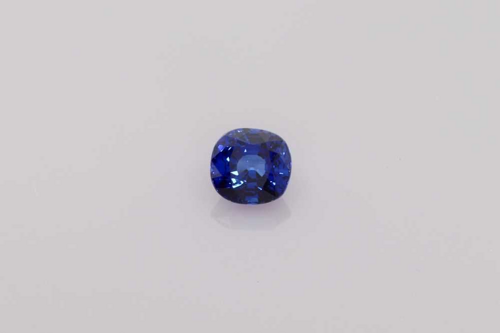1.06 carat BLUE Cushion Safyras (1)