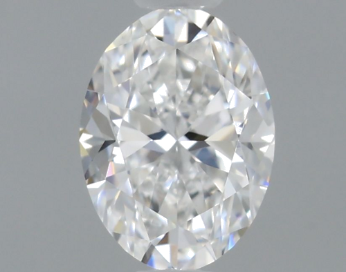0.26 carat E-VVS2 Natūralus Oval Deimantas (1)