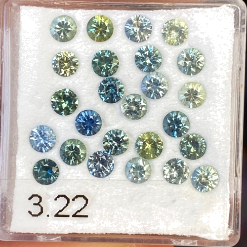 3.22 carat MULTI_COLOR Round Safyras (1)