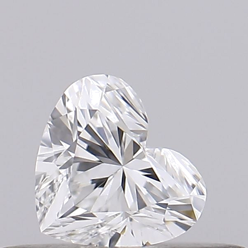 0.21 carat E-VVS2 Natūralus Heart Deimantas (1)